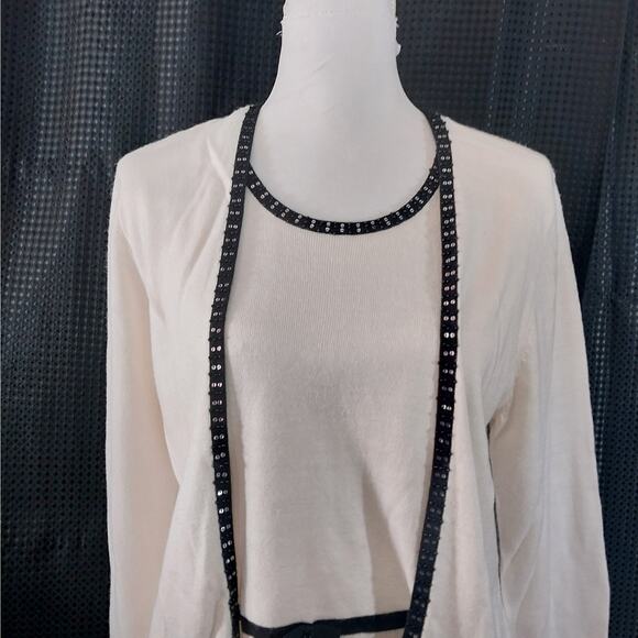 SAG HARBOR! CREAM FAUX TWINSET W/BLACK RIBBON, BEAD, MINI SEQUIN TRIM! SZ M - Picture 3 of 9